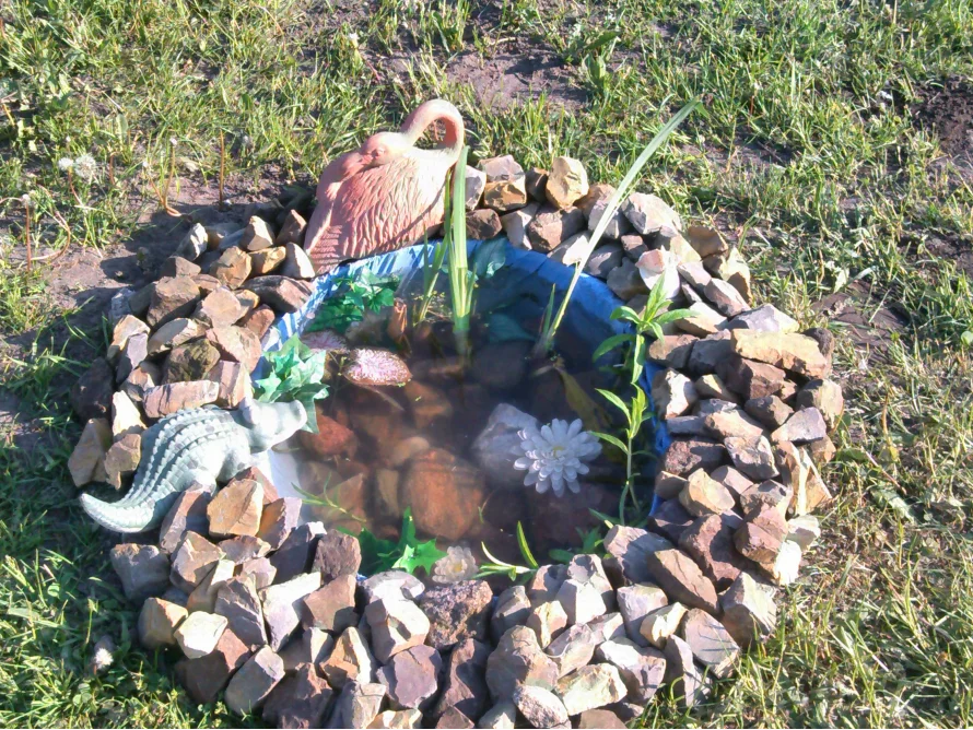 Teich aus altem Reifen