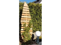 Holzrankgitter in Blattform