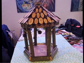 Vogelhaus aus Holz