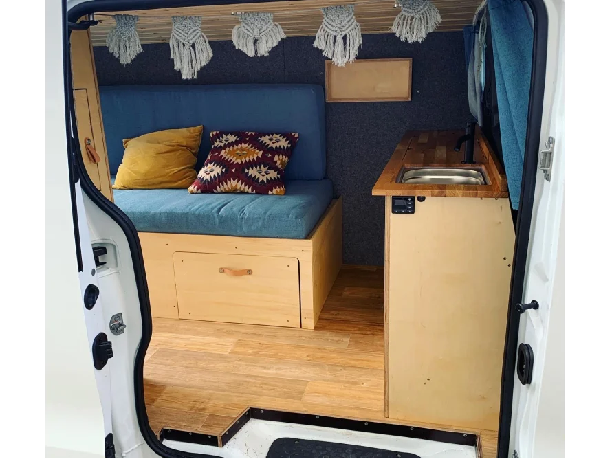 Innenausbau eines Campingbusses