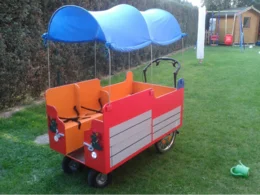 Krippenwagen